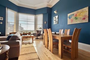 Living Room- click for photo gallery
